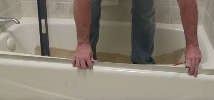 Sliding Shower Door Repair in Santa Monica